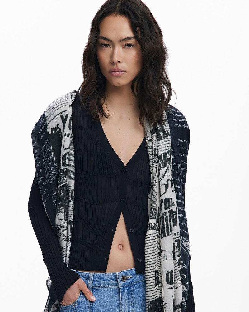 Desigual Foulard Rettangolare a Stampa Giornale