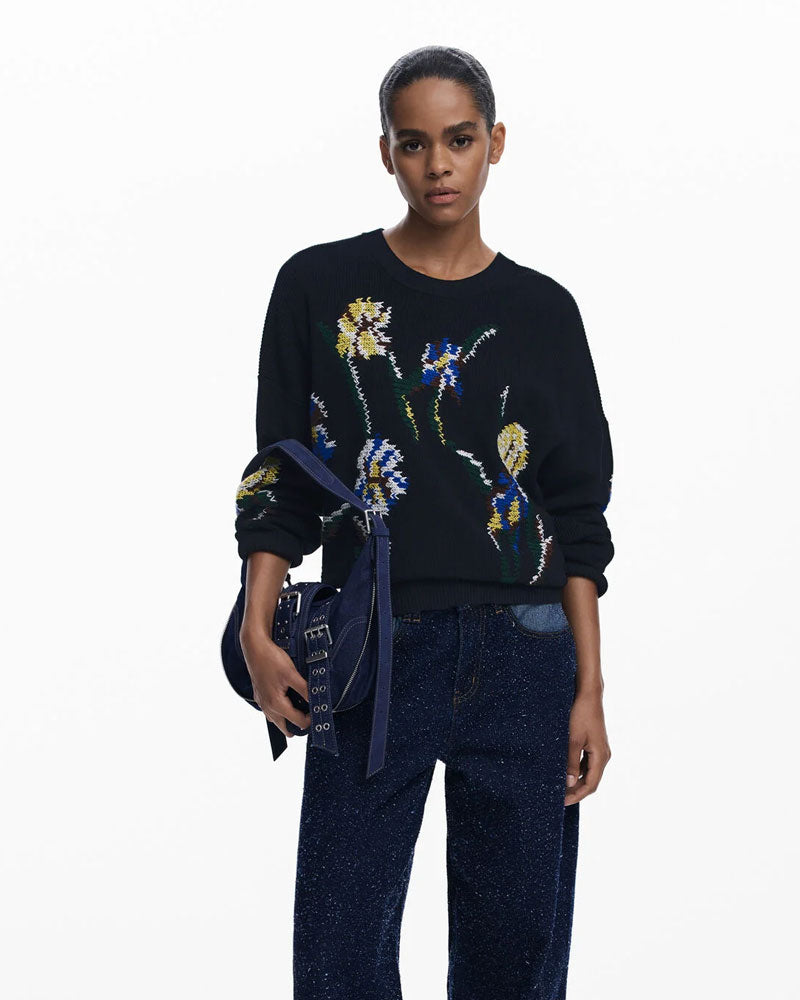 Desigual Maglione in Jacquard con Fiori Ricamati Colore Nero da Donna