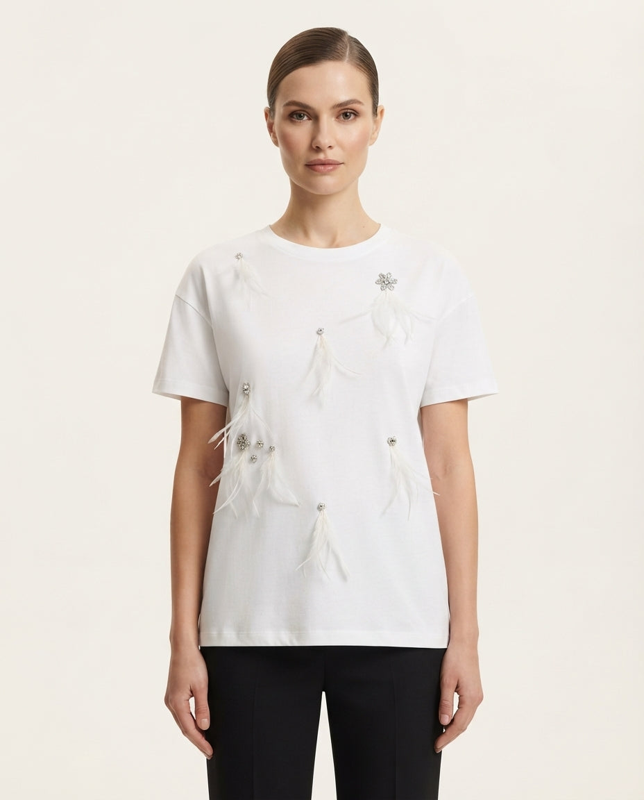 Eco T-Shirt con Piume e Applicazioni Gioiello Colore Burro