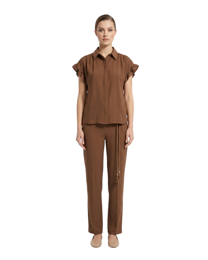 Grillo Sport Completo Coordinato Donna Camicia con Volant e Pantalone Dritto Colore Marrone