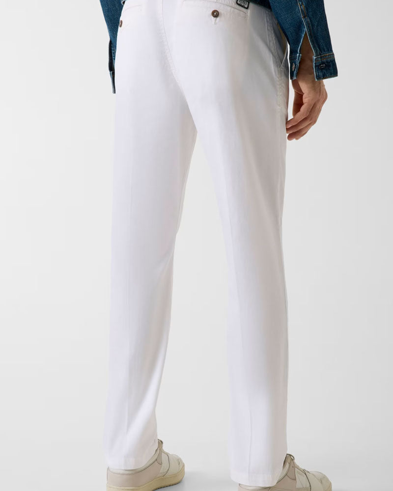 Guess Pantaloni Chino Slim Colore Crema