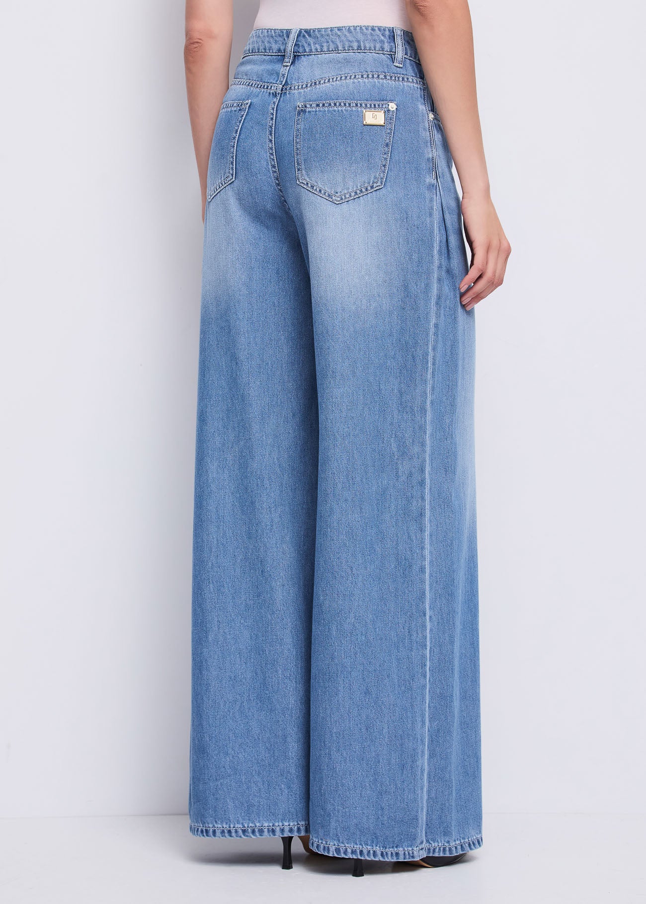 Gaudì Jeans Gamba Dritta con Bottoni Donna