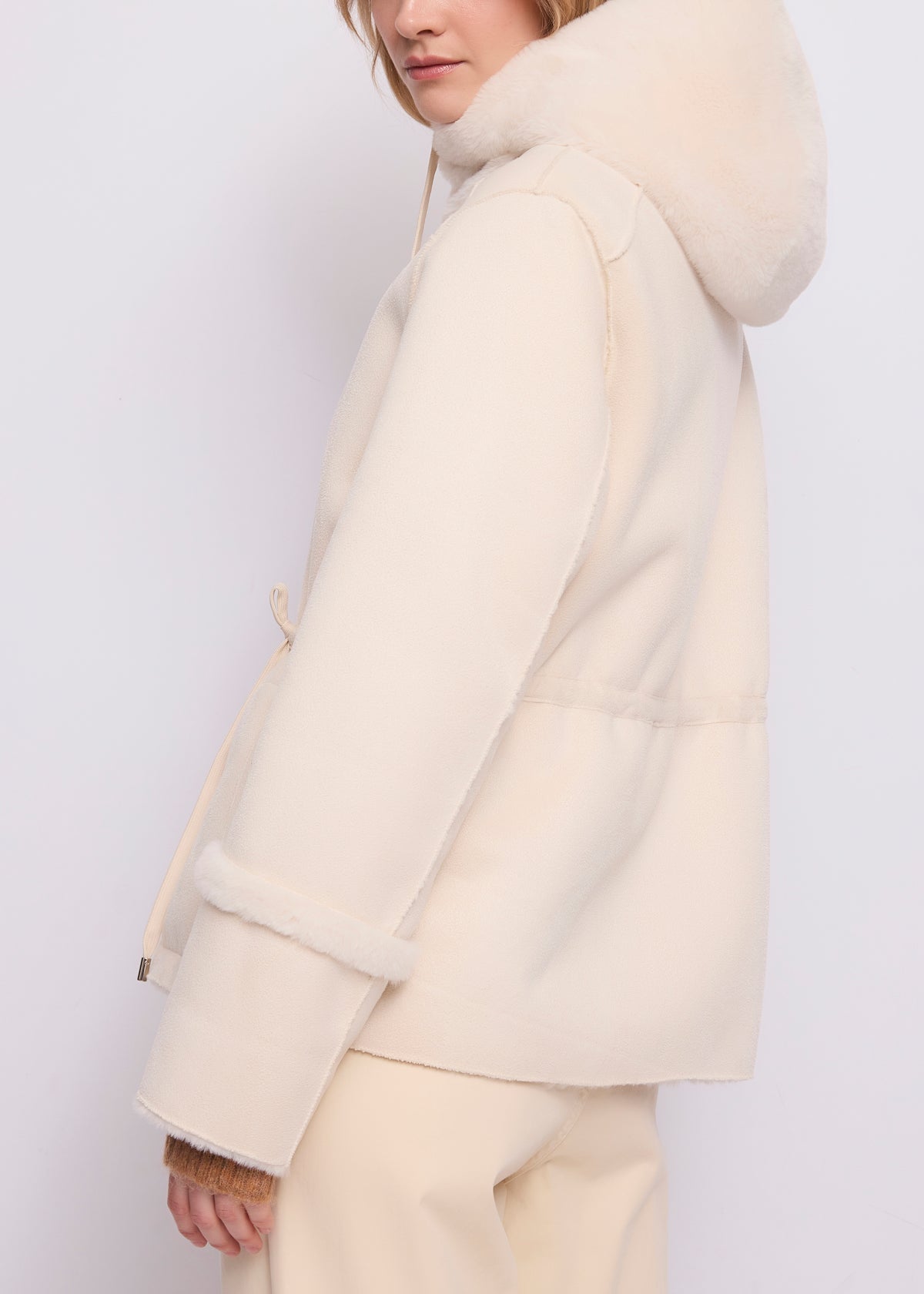 Gaudì Jeans Pelliccia Colore Panna
