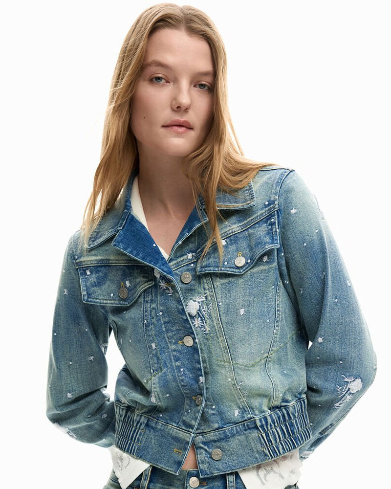 Desigual Giacca Trucker Ricamata in Denim