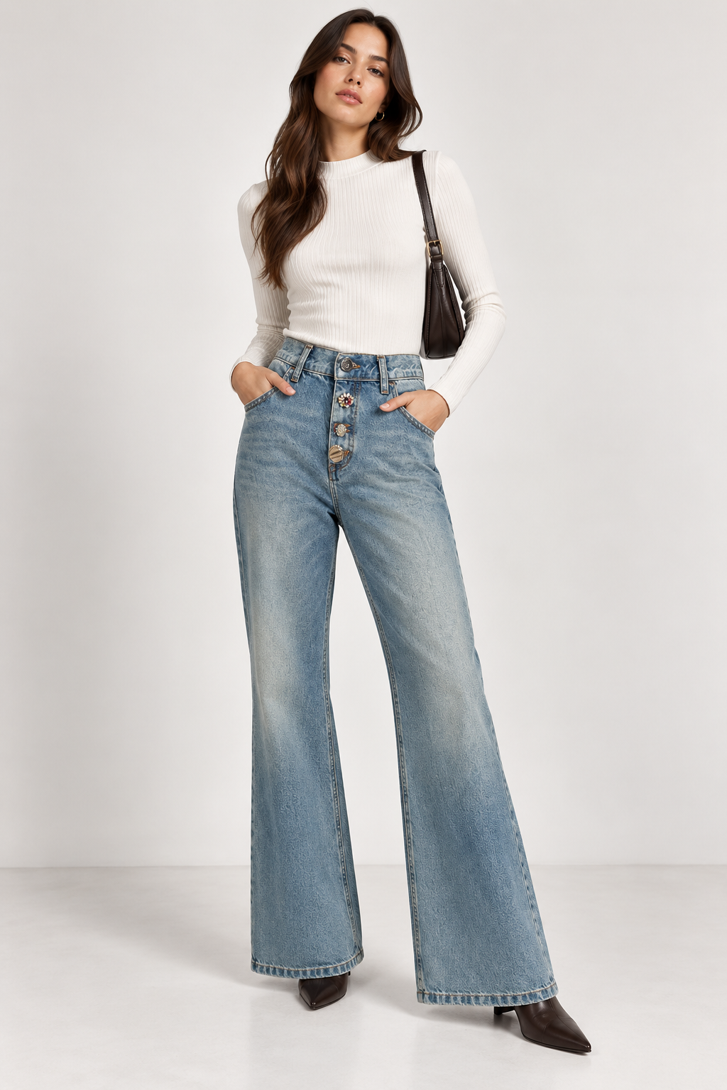 Eco Jeans Wide Leg con Bottoni Gioiello Colore Denim Chiaro