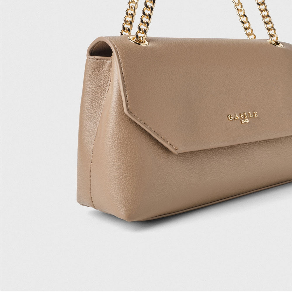 Gaelle Borsa con Tracolla e Logo Colore Cammello