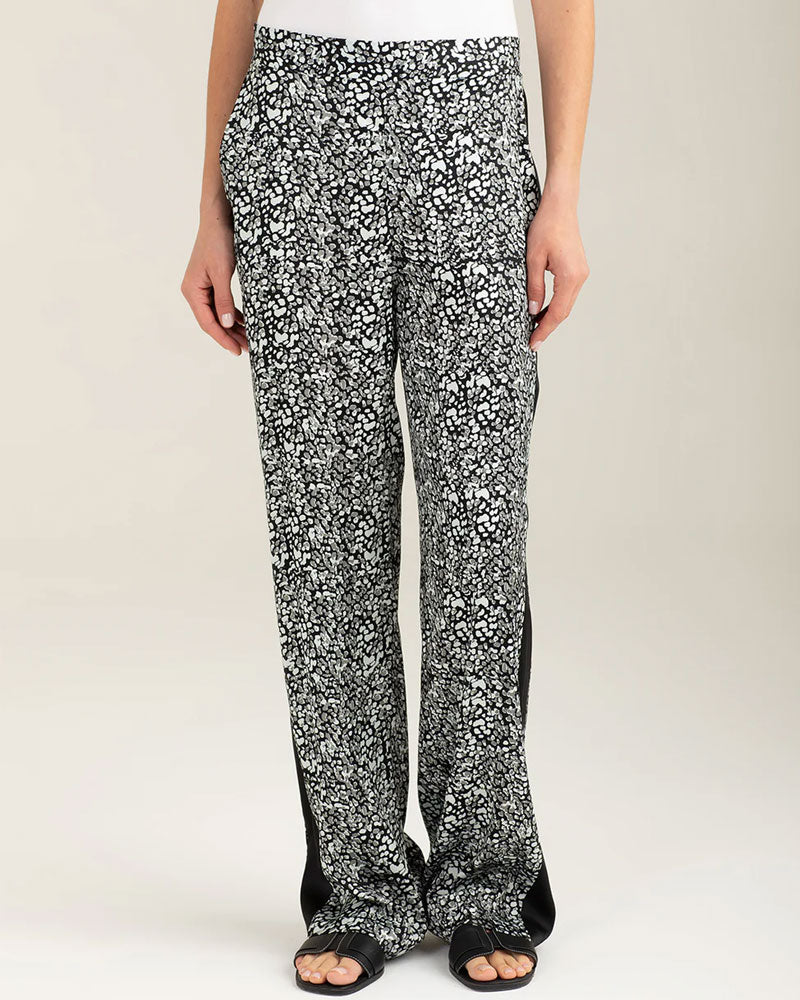 Fred Mello Pantalone in Raso Stampato Colore Nero